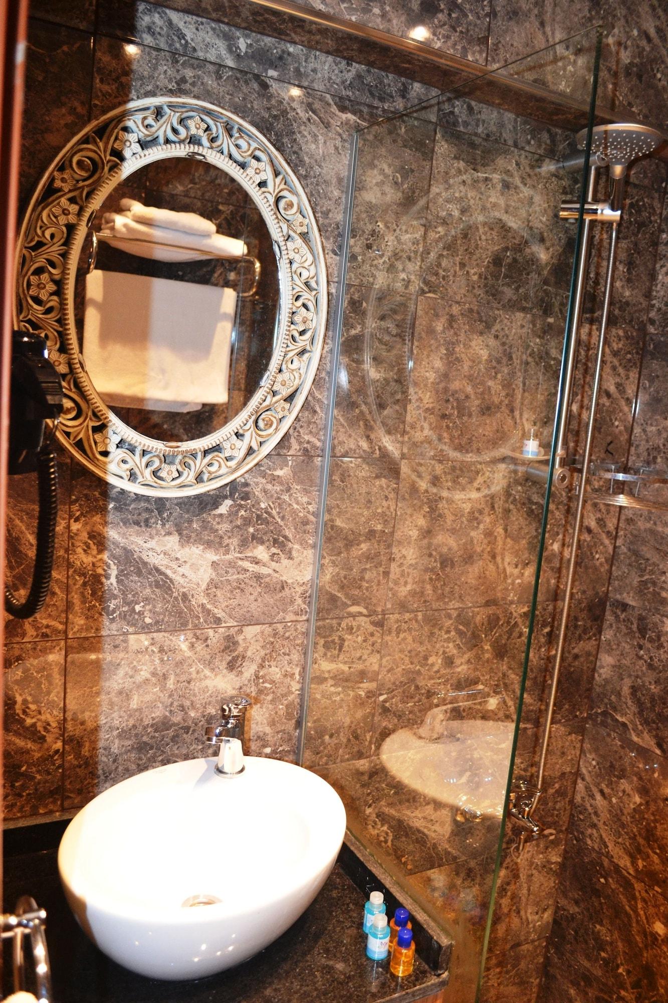 Istanbul Comfort Hotel Buitenkant foto
